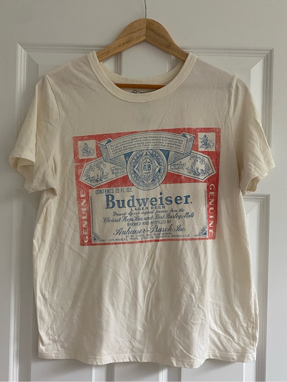 Budweiser Retro Vintage Cream Tee with Red and Blue Label Graphic, Sz L